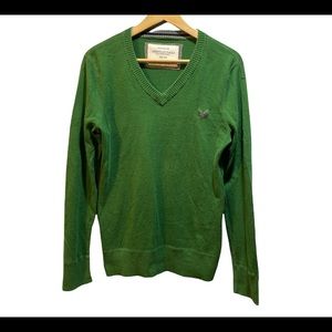 Men’s Express V neck sweater size XS green